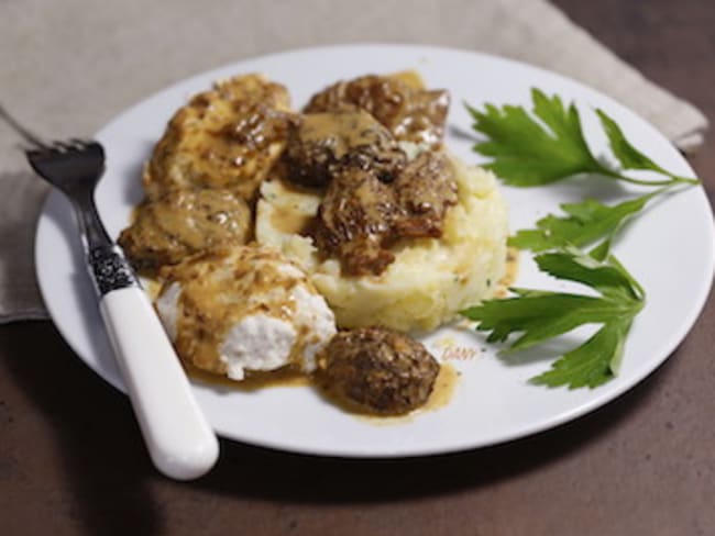 Petites quenelles de volaille aux morilles