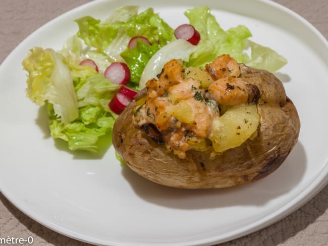 Pommes de terre au four au saumon et champignons