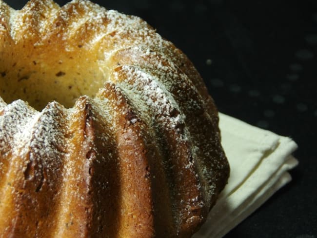 Brioche de Noël (Orange, Raisins et amande}