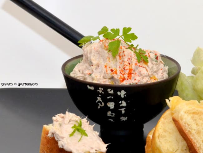 Rillettes de thon au fromage.