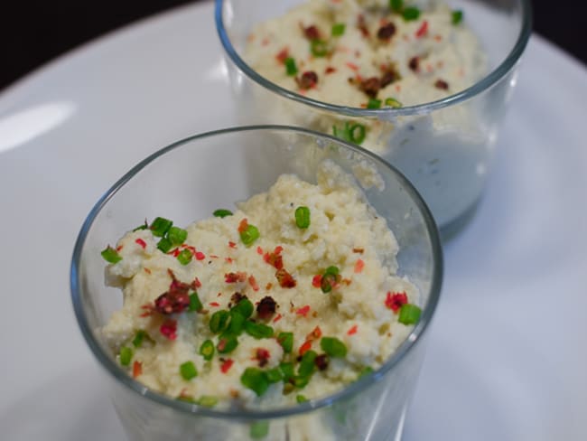 Verrine d'oeufs brouillés au fromage Roquefort