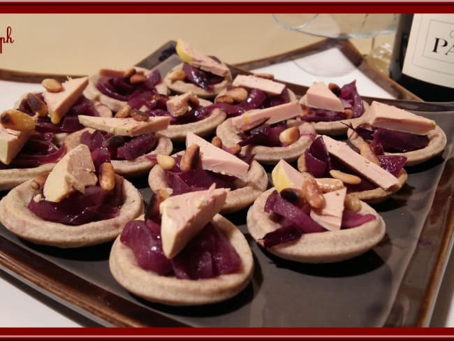 Tartelettes au foie gras et aux pignons