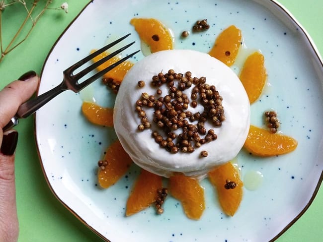 Burrata, graines de coriandre, clémentine - Gratinez