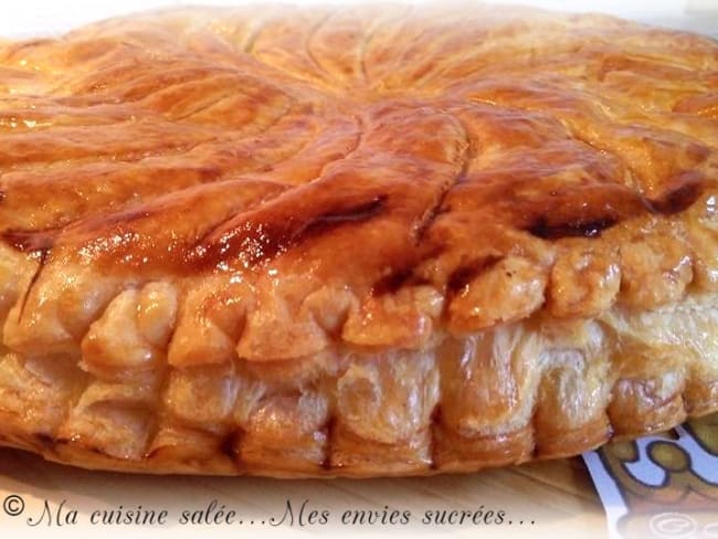 Galette des rois classique à la frangipane