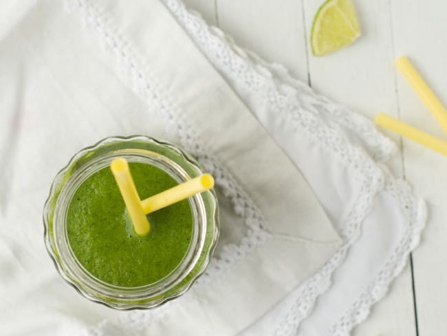 Smoothie kale poire orange