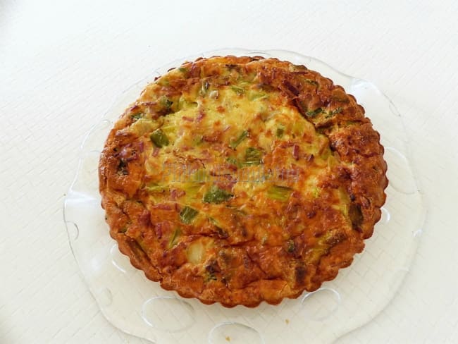 Quiche sans pâte aux poireaux, lardons et chèvre frais