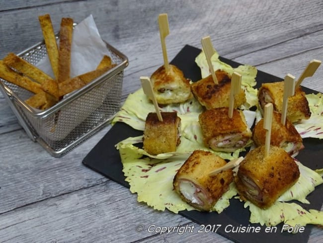 Croques rolls chèvre et origan, tomate confite et mozzarella et bâtonnets croustillants aux herbes