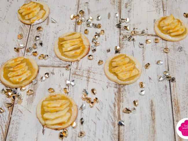 Tartelettes aux pommes et tablier personnalisé