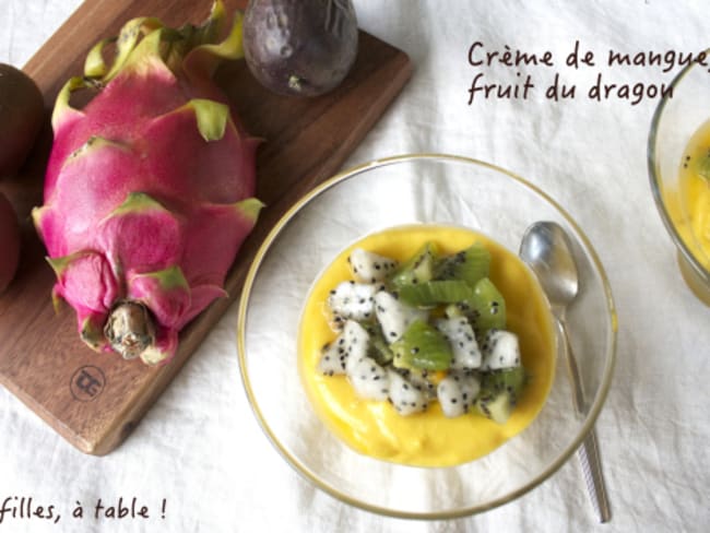 Crème de mangue, salade au fruit du dragon, kiwi et fruit de la passion