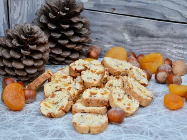 Biscotti abricots noisettes