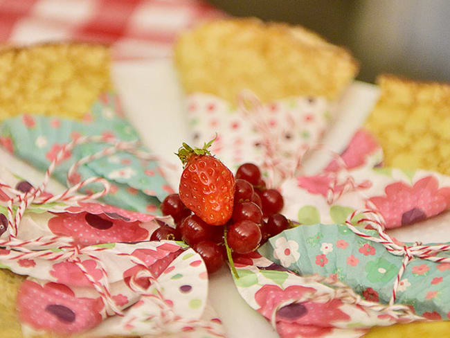 Petites crêpes farcies à la pomme et au nougat, farce pour crêpes sucrées