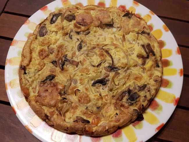 Omelette aux crevettes et champignons