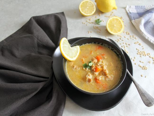 Avgolemono, soupe grecque au citron et au riz