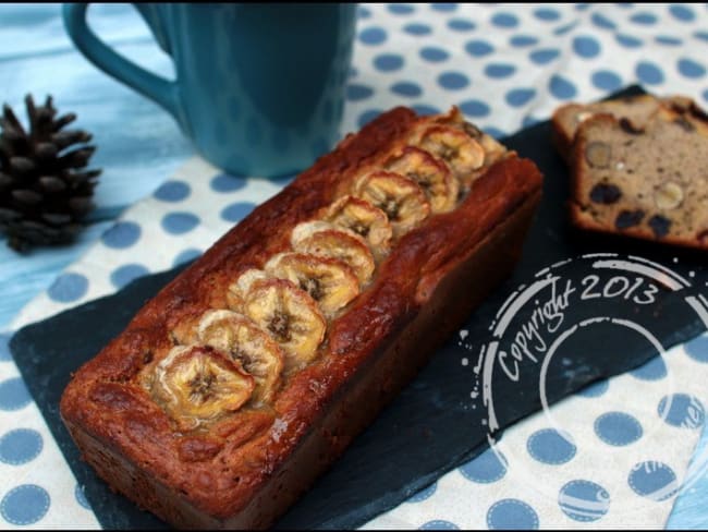 Banana cake moelleux aux fruits secs – sans gluten et sans lactose