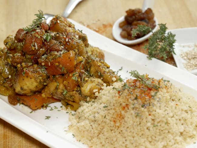 Tajine alcalin bio de 7 légumes et poulet mariné au citron.