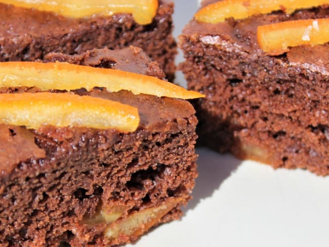 Gâteau au yaourt ultra moelleux : chocolat et oranges confites