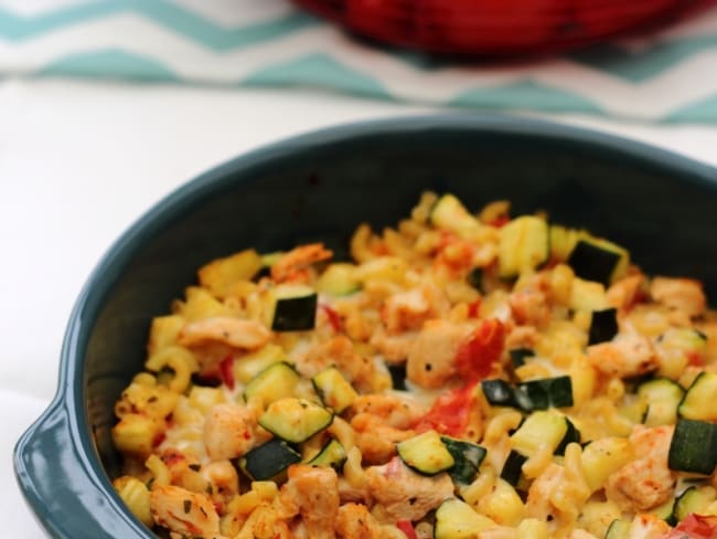 Grâtin de pâtes, poulet et légumes à la cancoillotte