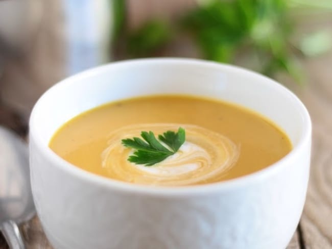 Velouté de patate douce, lait de coco et curry