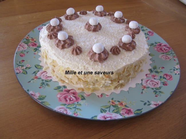 Layer cake noix de coco et chocolat blanc
