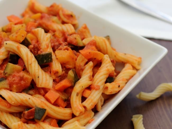 Sauce crémeuse à la tomates, légumes et chorizo