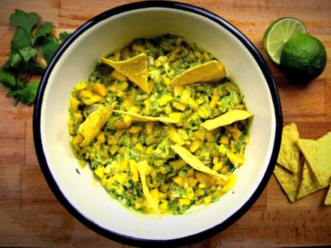 Guacamole sucré salé à la mangue