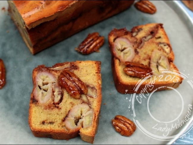 Cake à la banane et aux chouchous de noix de pécan