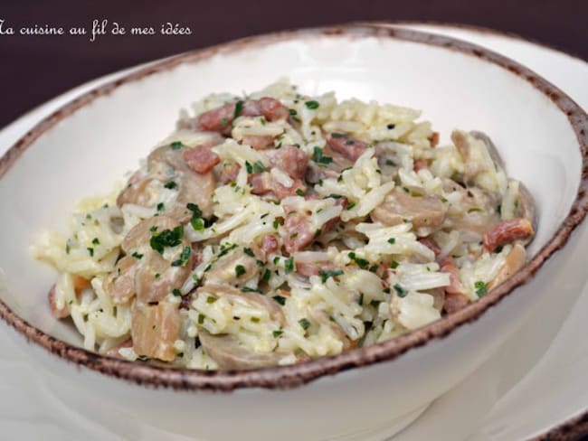 Riz crémeux aux champignons, lardons et estragon