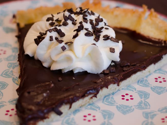 Tarte au chocolat et à la chantilly