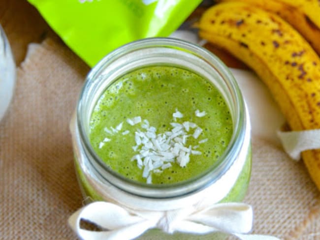 Green Smoothie protéiné banane, épinards, coco et moringa