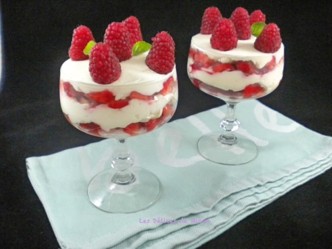 Déclicieux tiramisu express aux fraises et aux framboises