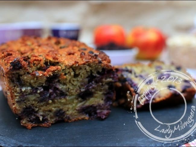 Cake healthy aux pommes, avoine et myrtilles