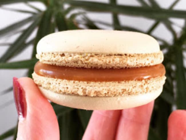 Macarons au caramel beurre salé de Christophe Felder