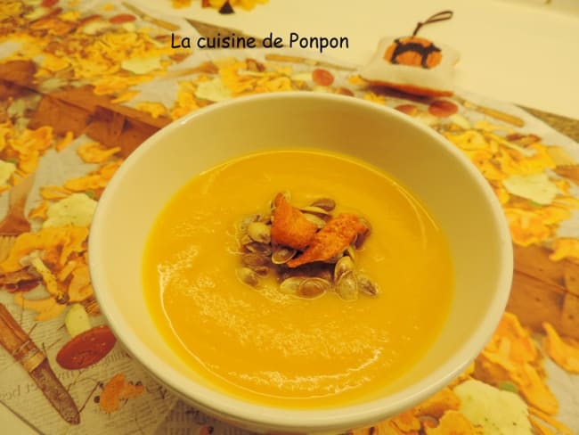 Velouté de butternut et ses graines croustillantes