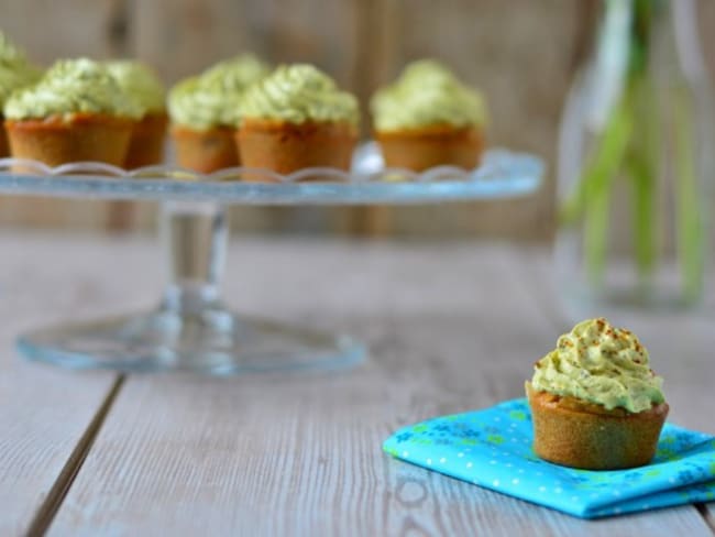 Cupcakes tomates confites, chèvre et pesto