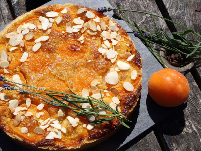 Tarte Abricots, Amandes et Lavande