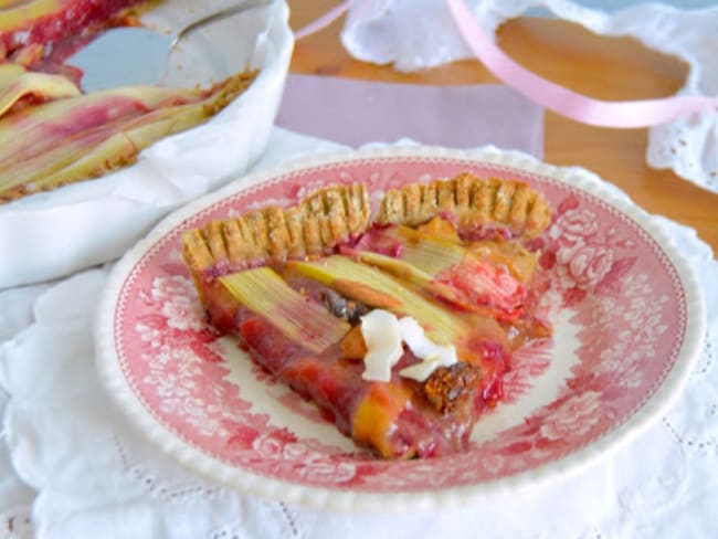 Tarte rhubarbe et fruits rouges au sarrasin