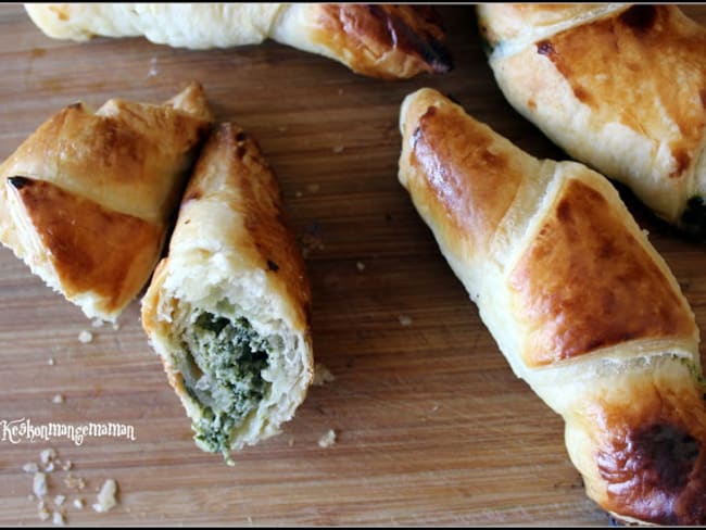 Mini croissants feuilletés à la ricotta et aux épinards