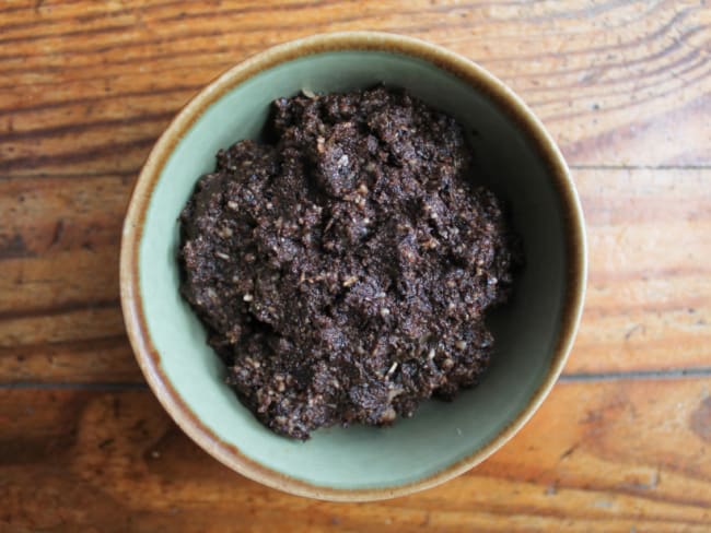 Tapenade maison super facile et feuilleté apéritif