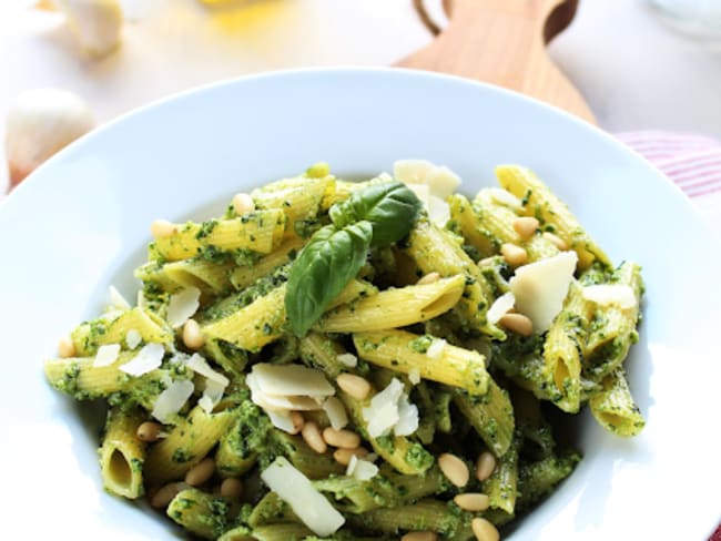 Penne au pesto de roquette et épinards