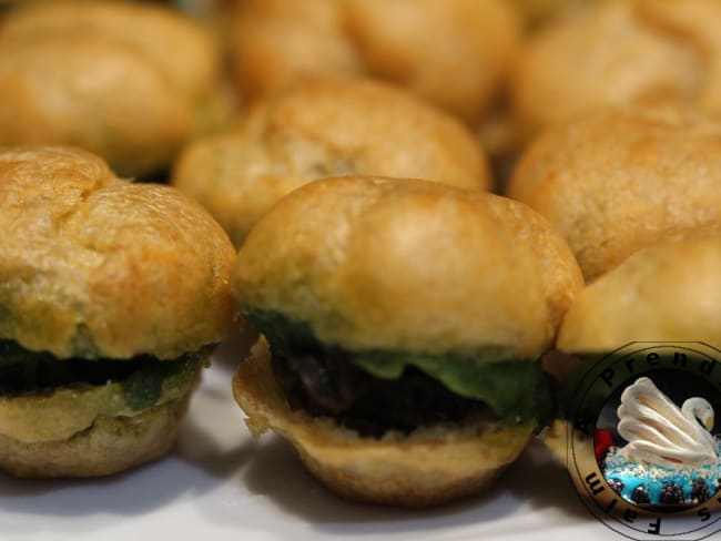 Choux aux escargots pour un apéritif festif