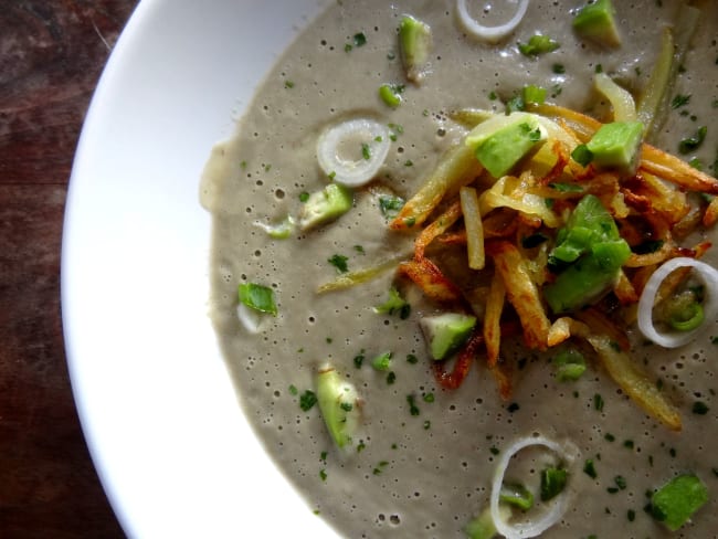 Velouté froid d'avocats aux pommes de terre (Colombie)