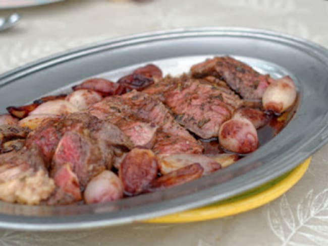 Côte de boeuf aux échalotes confites