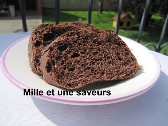 Pain au cacao et pépites de chocolat