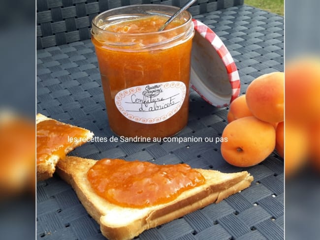 Délicieuse confiture d'abricots au blond de canne, recette facile et rapide