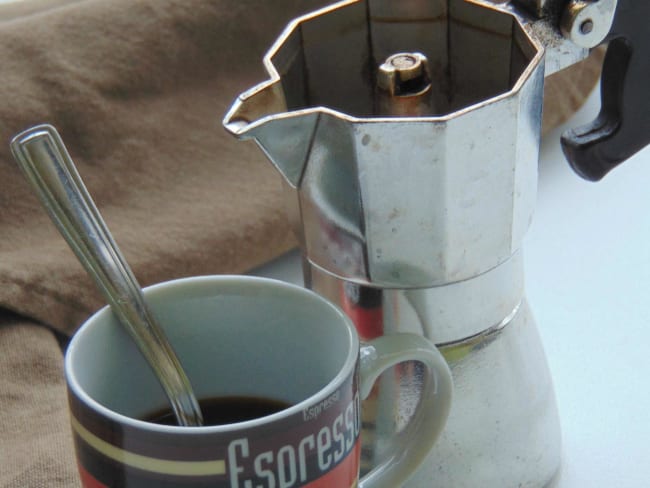 Comment faire du café avec une cafetière Moka