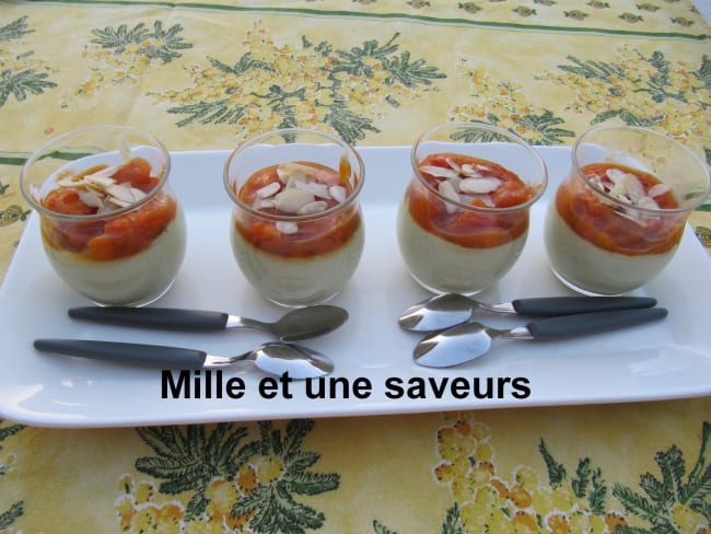 Panna cotta pistache et sa compotée d'abricot