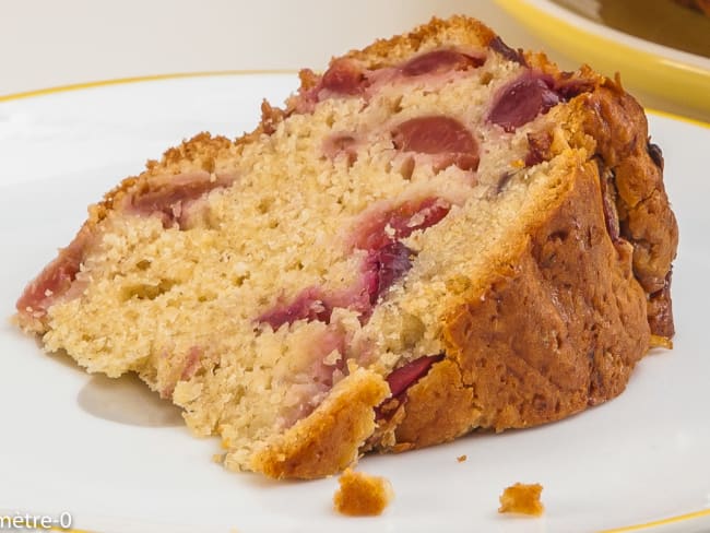 Gâteau moelleux du matin aux cerises