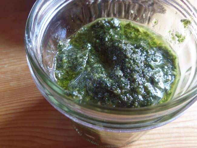 Pesto vegan d'orties aux noix