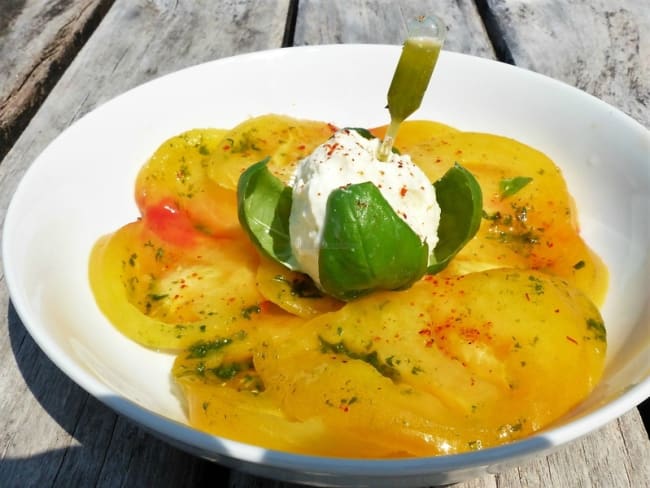 Carpaccio de tomate ananas, glace chèvre basilic