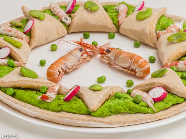 Pizza à la crème de petits pois et aux langoustines